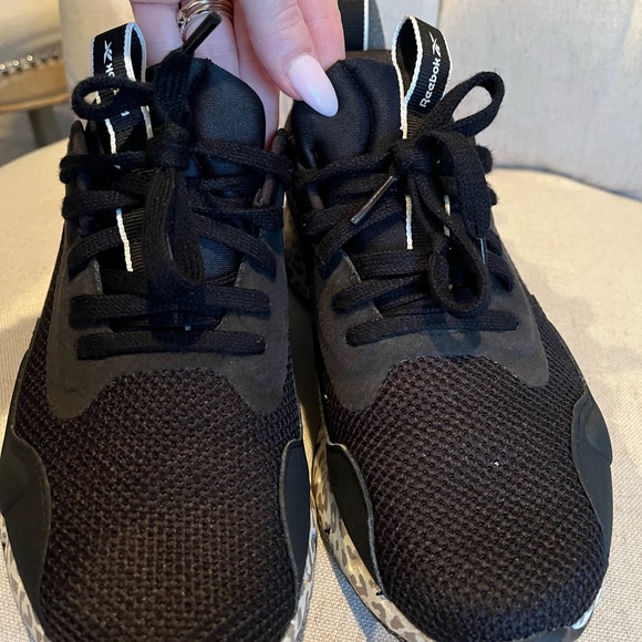 Leopard Reebok - Picture 2 of 5